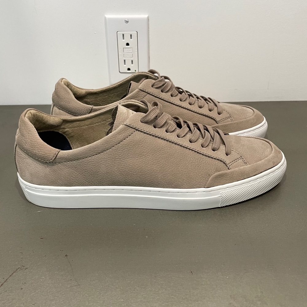 Men’s Banana Republic Sneakers Tan/Beige 9.5